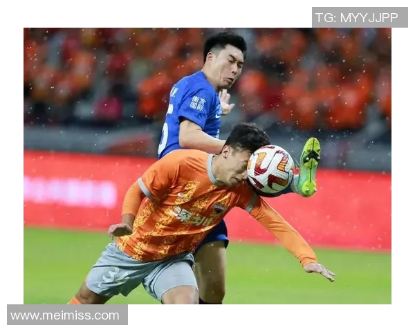 中国足球三大奇葩球星:从奇葩事件到另类表现的全景揭秘 中国足球三大奇葩球星:从奇葩事件到另类表现的全景揭秘