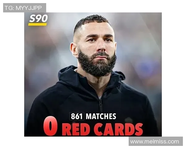 全球十大英俊足球球星盘点帅气与实力并存的球场魅力男神 全球十大英俊足球球星盘点帅气与实力并存的球场魅力男神