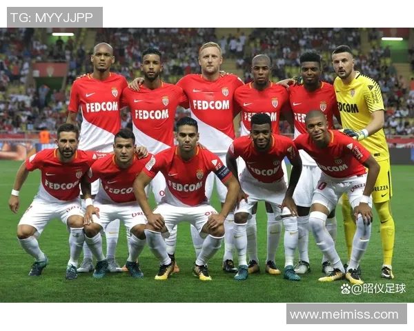 足坛巨星评选心目中最佳阵容全解析精彩瞬间大盘点 足坛巨星评选心目中最佳阵容全解析精彩瞬间大盘点