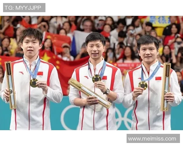 金牌足球明星的成长轨迹与赛场荣耀背后的人生故事 金牌足球明星的成长轨迹与赛场荣耀背后的人生故事